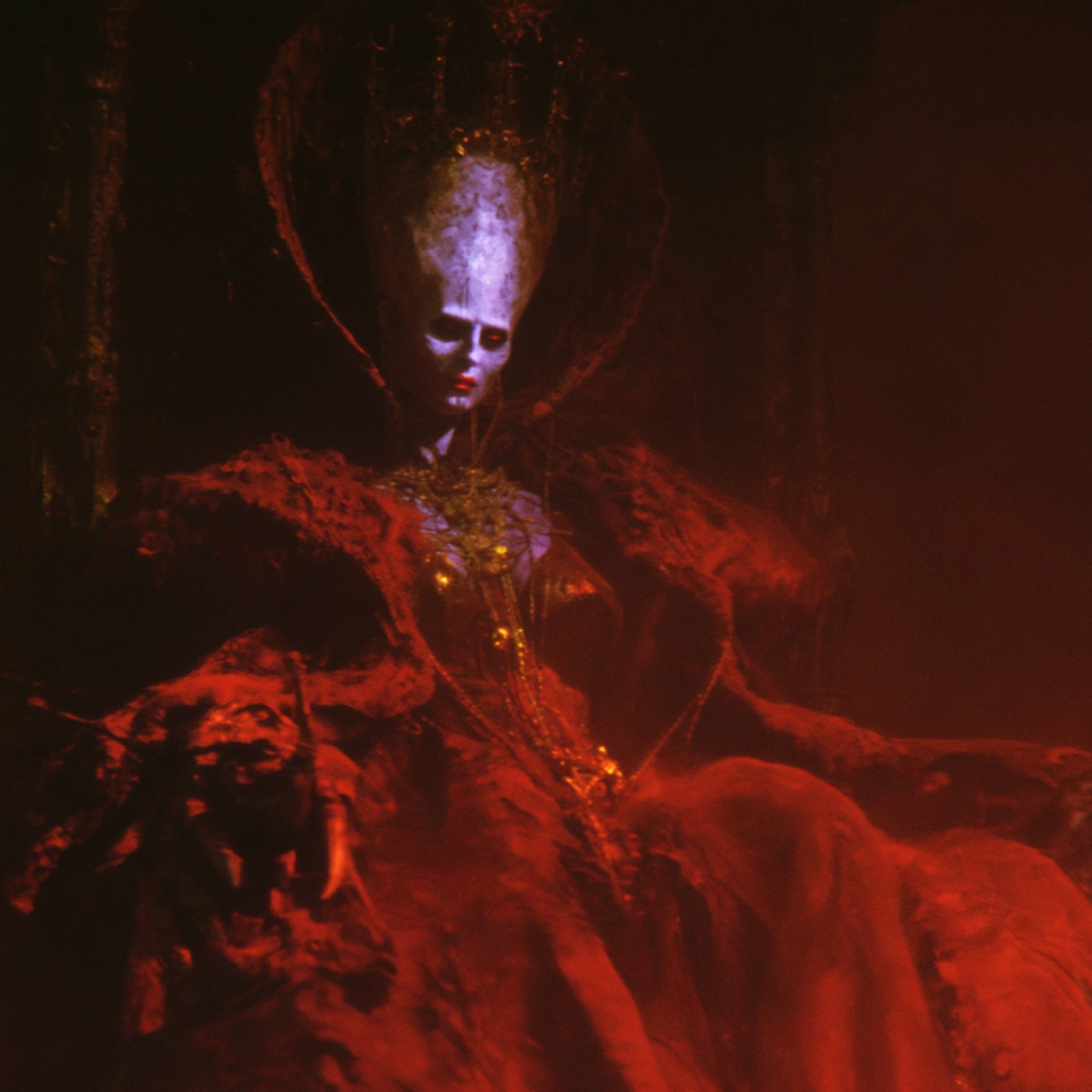 THRONE 183